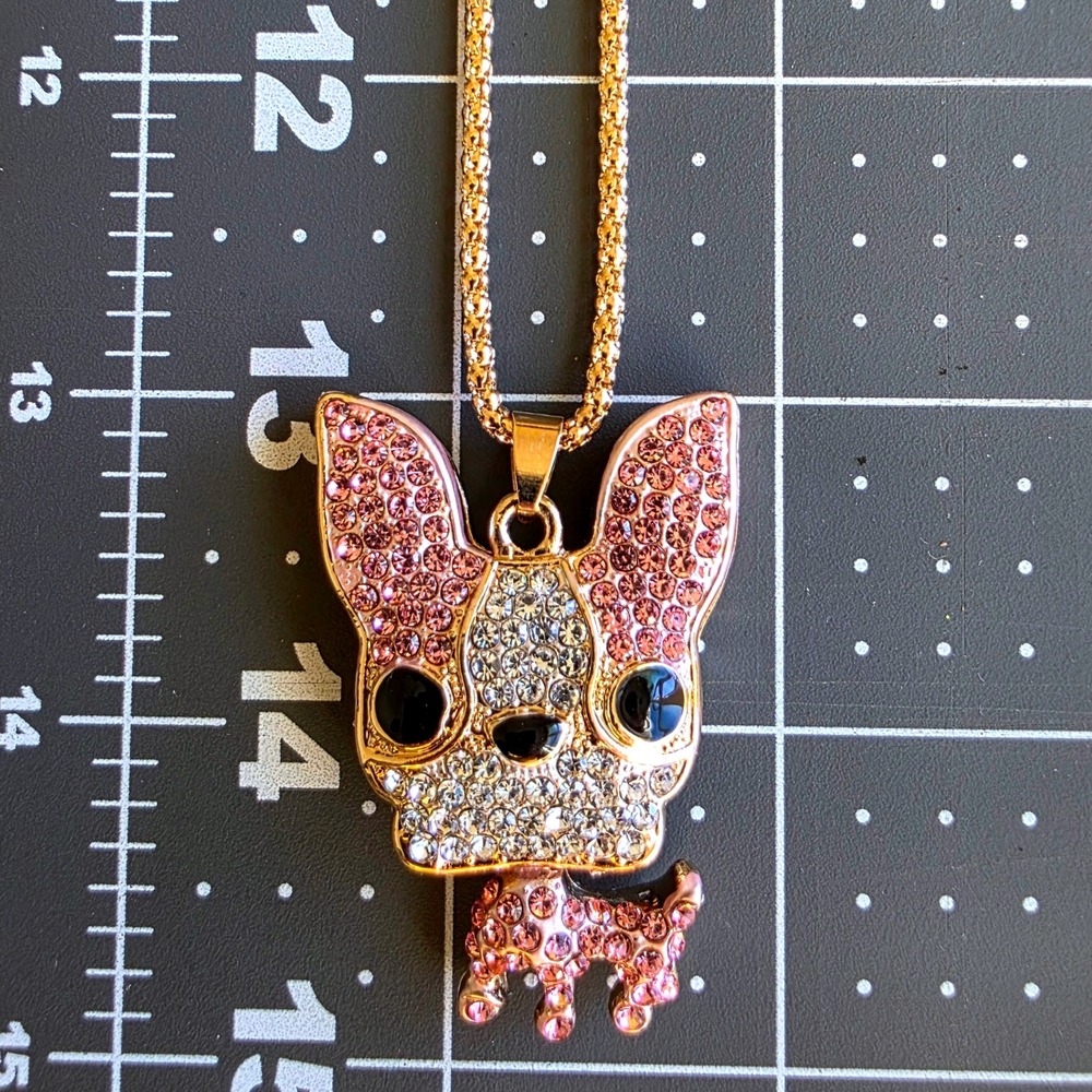 Betsey Johnson Rhinestone Dog Pendant Necklace Pink White Gold Tone Chain - Picture 7 of 9